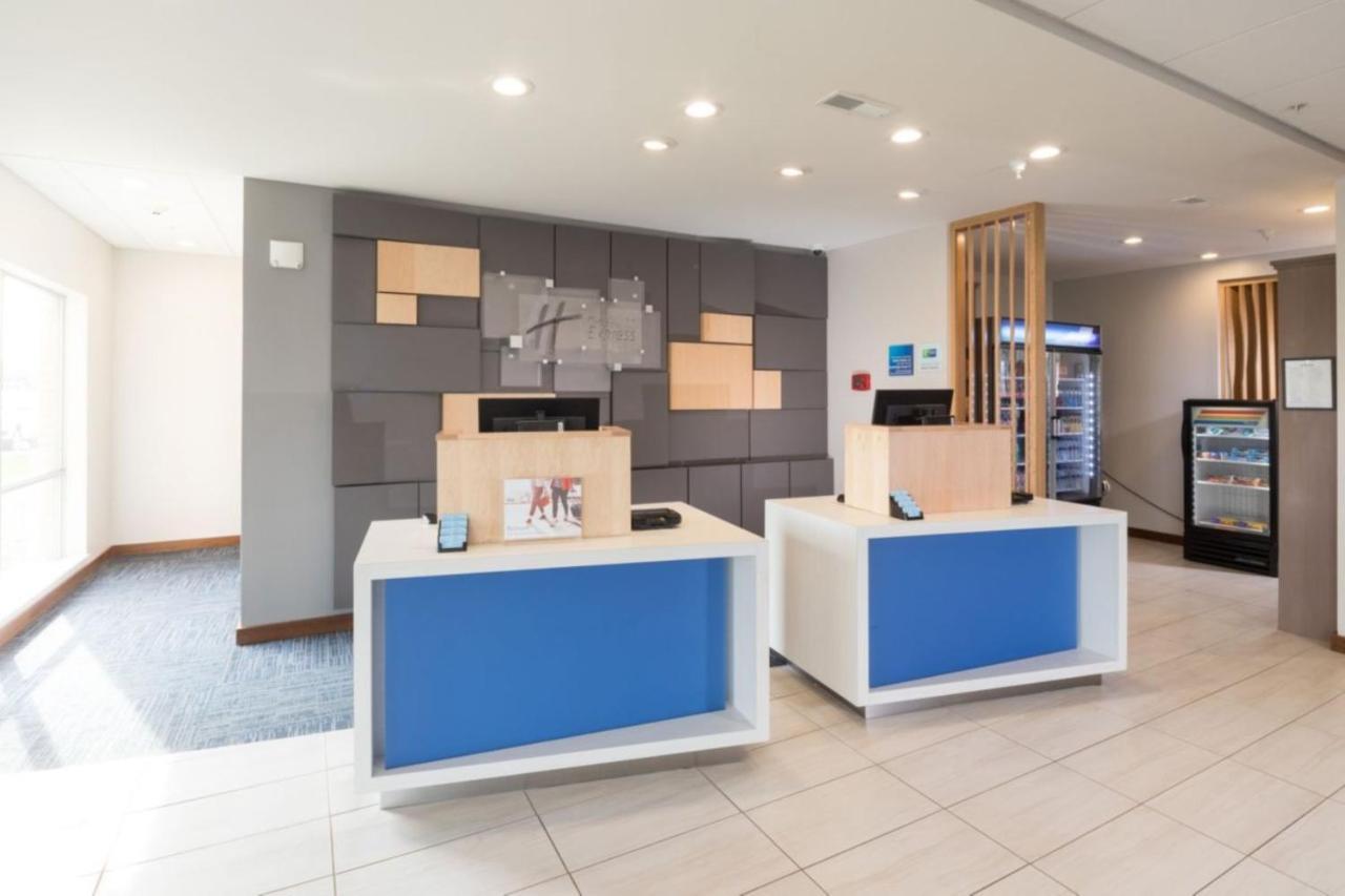 Holiday Inn Express & Suites - Michigan City By Ihg מראה חיצוני תמונה