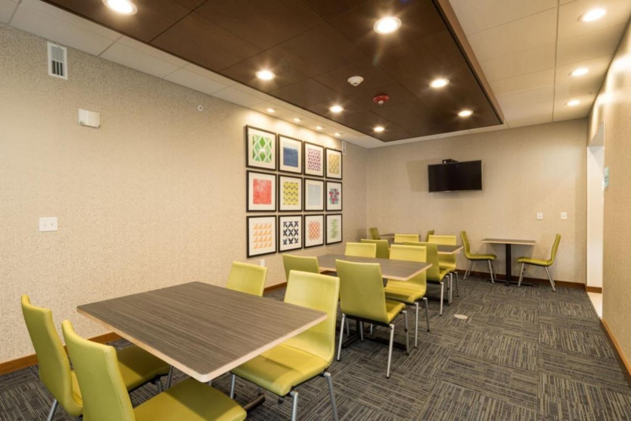 Holiday Inn Express & Suites - Michigan City By Ihg מראה חיצוני תמונה